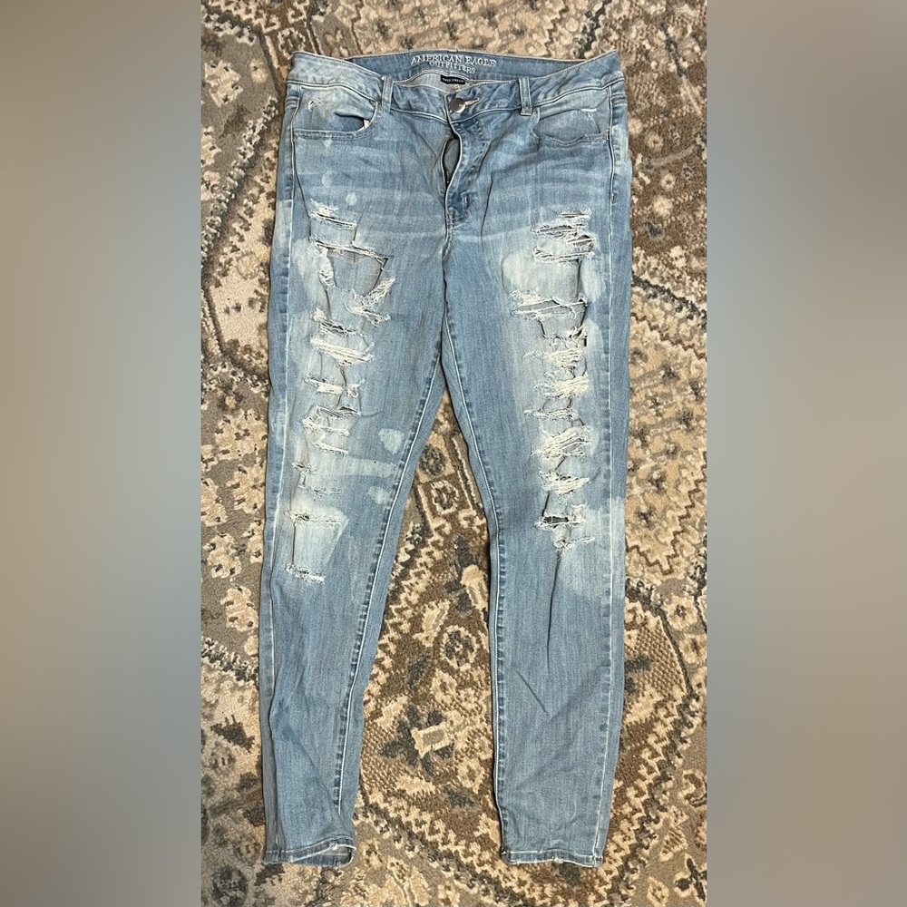 American Eagle hi-rise distressed jeans